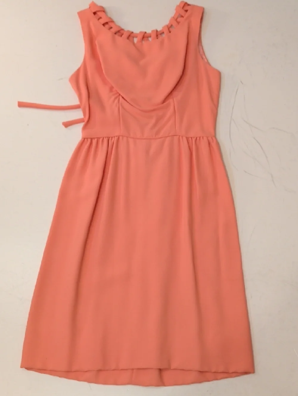 Vintage Fifties Sleeveless Coral Midi Dress with Lattice Neckline Elegant SeeMes - Picture 9 of 12